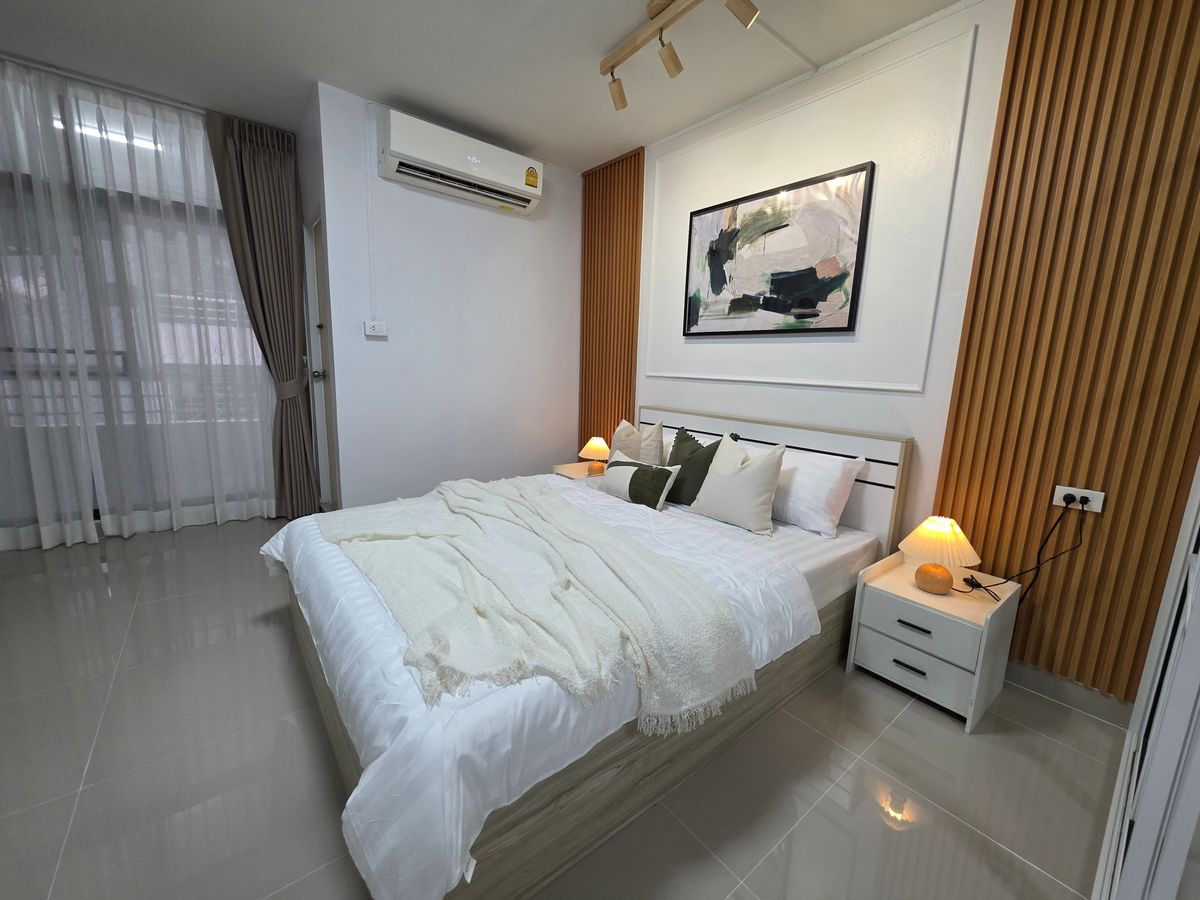 ขายคอนโดรัชดา ห้วยขวาง : ที วี ซี คอนโด 1 นอน ห้องใหญ่37 ตร.ม. กั้นห้องนอน แต่งครบ เฟอร์ใหม่ ติดถนน เดินทางสะดวก ใกล้รถไฟฟ้า_Do712