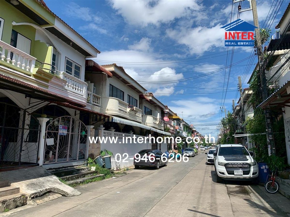 For SaleTownhomeLadkrabang, Suwannaphum Airport : 2 -story townhouse 18 sq.w., Rungkit Villa 5 Village Soi Romklao 56 Romklao Road, Lat Krabang Road, Lat Krabang District, Bangkok