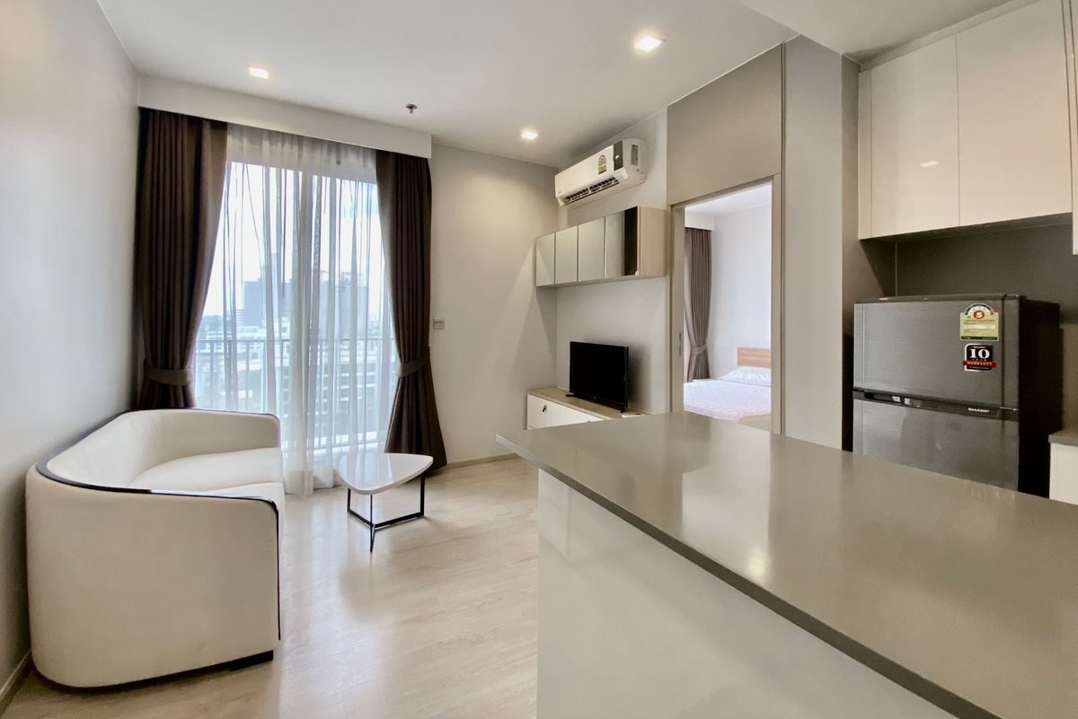 ขายคอนโดสุขุมวิท อโศก ทองหล่อ : ✨ขายคอนโด M Thonglor 10 ✨  🏙 ใจกลางทองหล่อ เดินทางสะดวก ใกล้ BTS เอกมัย  📍 รายละเอียดห้อง  ขนาด: 36 ตร.ม.  ประเภท: 1 ห้องนอน 1 ห้องน้ำ  ชั้น: (ไม่ระบุ)  