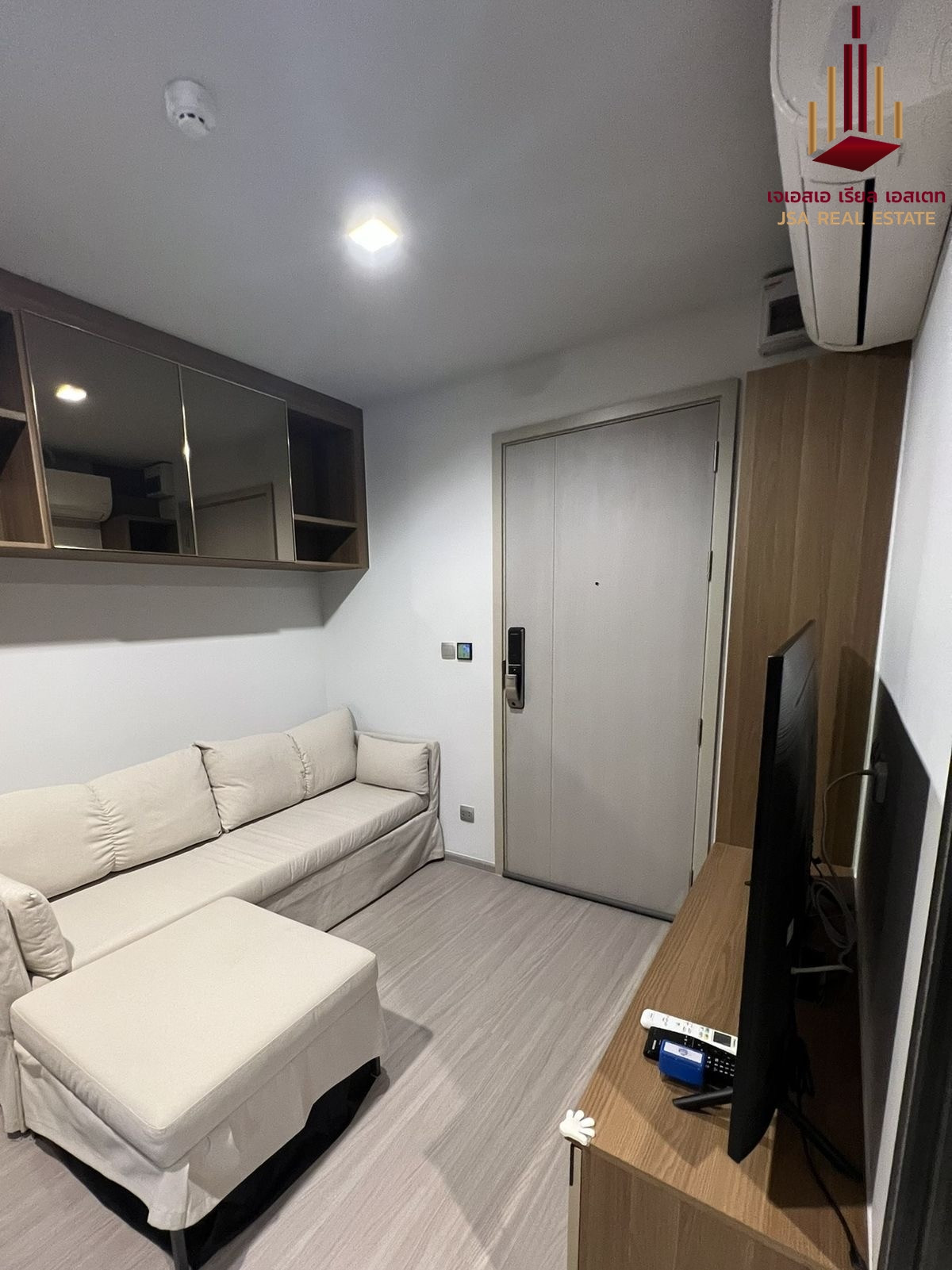 For SaleCondoLadprao, Central Ladprao : ✨ For Sale: Life Ladprao Condo ✨ 💰 ONLY 4,750,000 THB