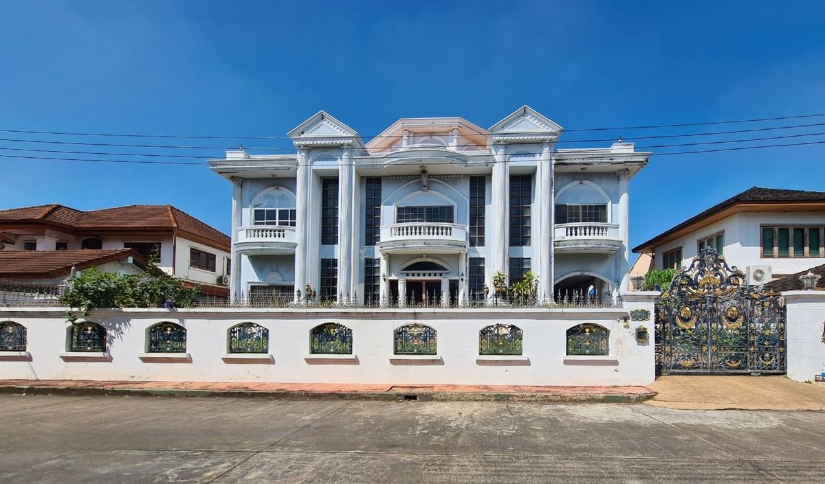 For SaleHouseKasetsart, Ratchayothin : 🏠 Detached house, 3rd floor, 215 sq.w., Senanikhom Road, 1 Soi 28, Por Naniwet Village
