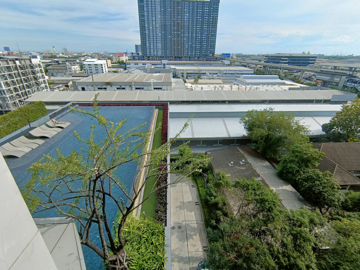 For RentCondoSamut Prakan,Samrong : Rent IDO, Sukhumvit 115, complete pool view, ready for 8000. Urgent booking !!!