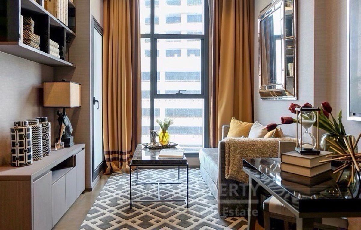 ขายคอนโดสาทร นราธิวาส : นักการทูต Sathorn 42sqm 1 ห้องนอนขายเพียง 9.5MB กรุณาติดต่อ 0816878954