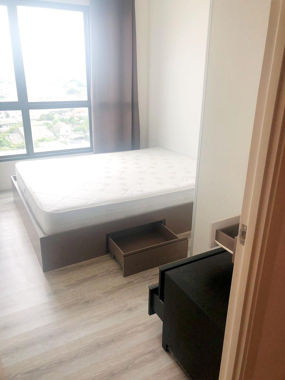 ให้เช่าคอนโดสมุทรปราการ สำโรง : ให้เช่า คอนโด Knightsbridge Sky River Ocean 32 ตรม. ใกล้ BTS ปากน้ำ เพียง 200 ม.