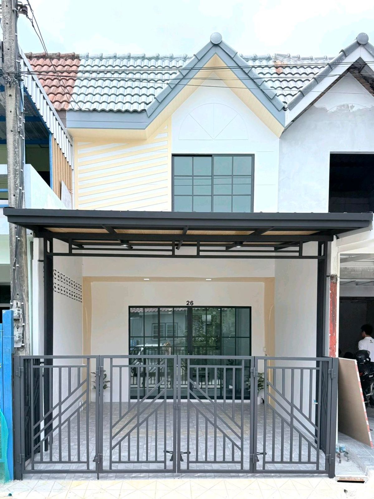 For SaleTownhomeNawamin, Ramindra : 2 -story townhouse, Ram Inthra 21 intersection, convenient transportation near the Ram Inthra Expressway, Big C Lotus CJ, ST Market.