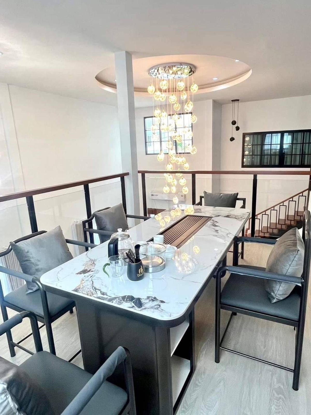 For RentTownhomeLadprao, Central Ladprao : Luxurious house for rent in Huai Khwang area Suitable for business people Baan Busara Camples, Wippawadee 20, Intersection 18 Chatuchak (N.1468)
