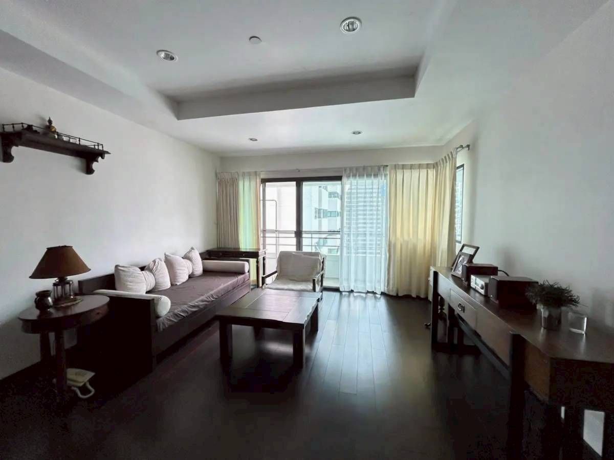 ให้เช่าคอนโดสาทร นราธิวาส : LTHC13276 – Condo for Rent | Sathorn Gardens | 94 sqm | 2 Beds 2 Baths | 45K/Month | Near BTS Sala Daeng/MRT Silom | คอนโดให้เช่า สาทร การ์เด้นส์