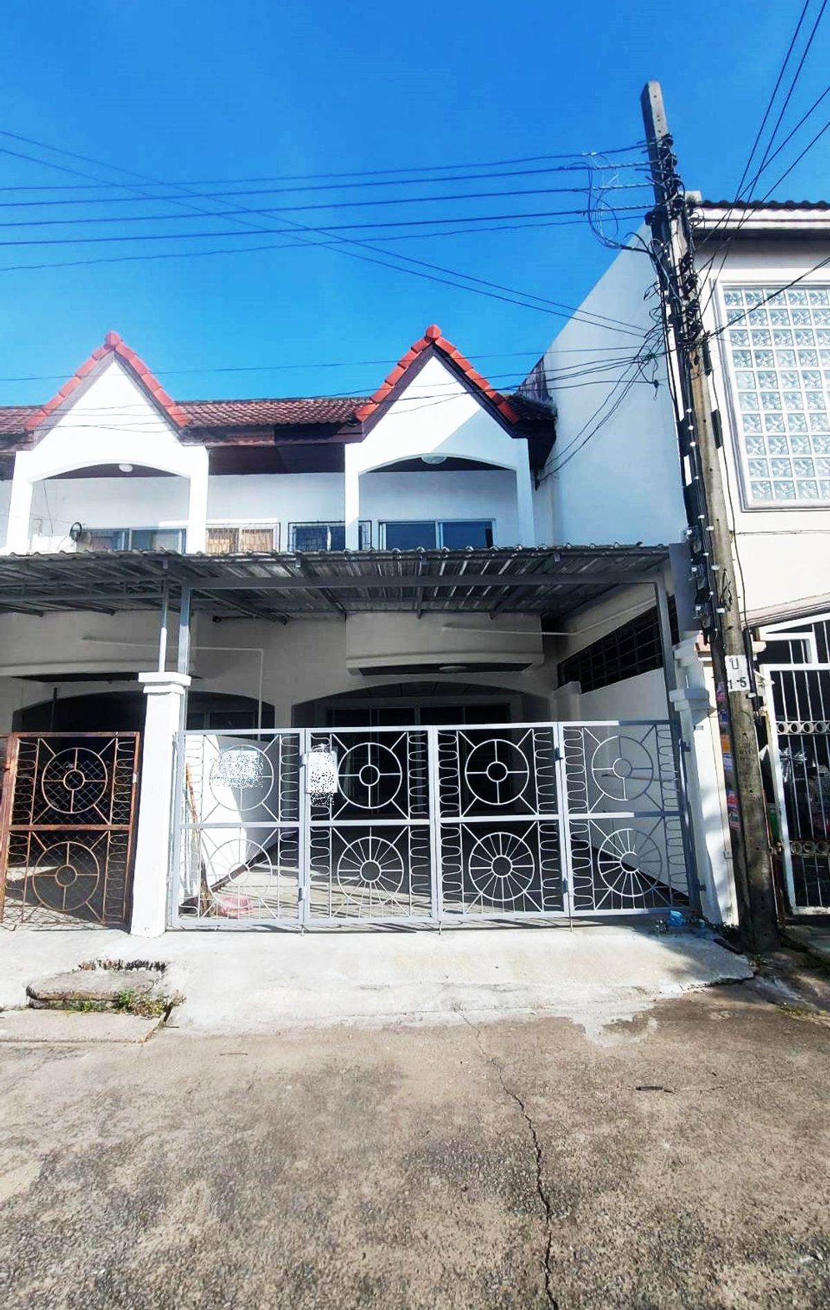 For SaleTownhomePattanakan, Srinakarin : Townhouse for sale Morawan Onnut Village 66, ready (N.1210)