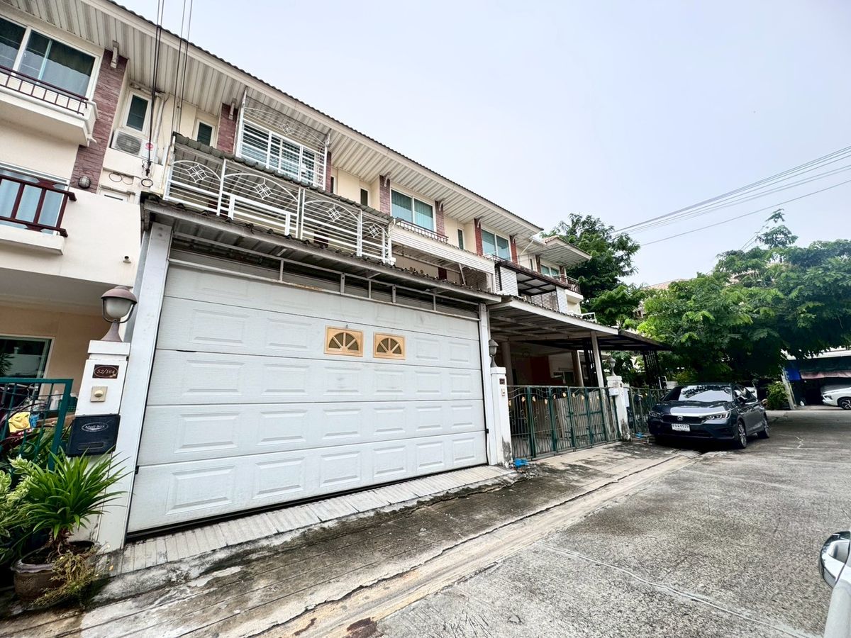 ขายทาวน์โฮมลาดกระบัง สุวรรณภูมิ : ขายด่วนหมู่บ้าน ศุภาลัย สวนหลวงร.9 สภาพใหม่มาก เพียงแค่ 3.9 ล้าน (N.668)