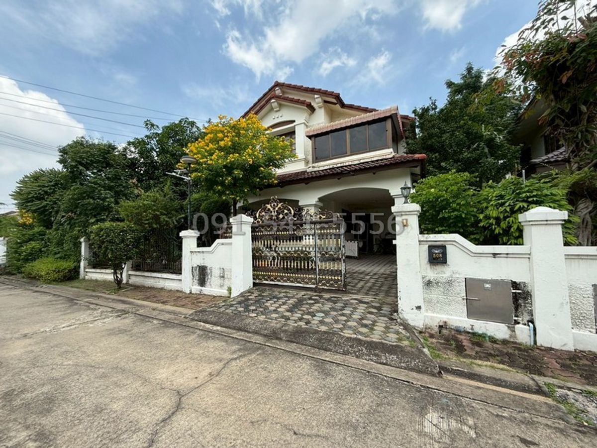 For SaleHousePathum Thani,Rangsit, Thammasat : 2 storey detached house for sale in Rangsit 2, adding an area of ​​70 sq.who, 3 bedrooms, 2 bathrooms, spacious areas Shady atmosphere