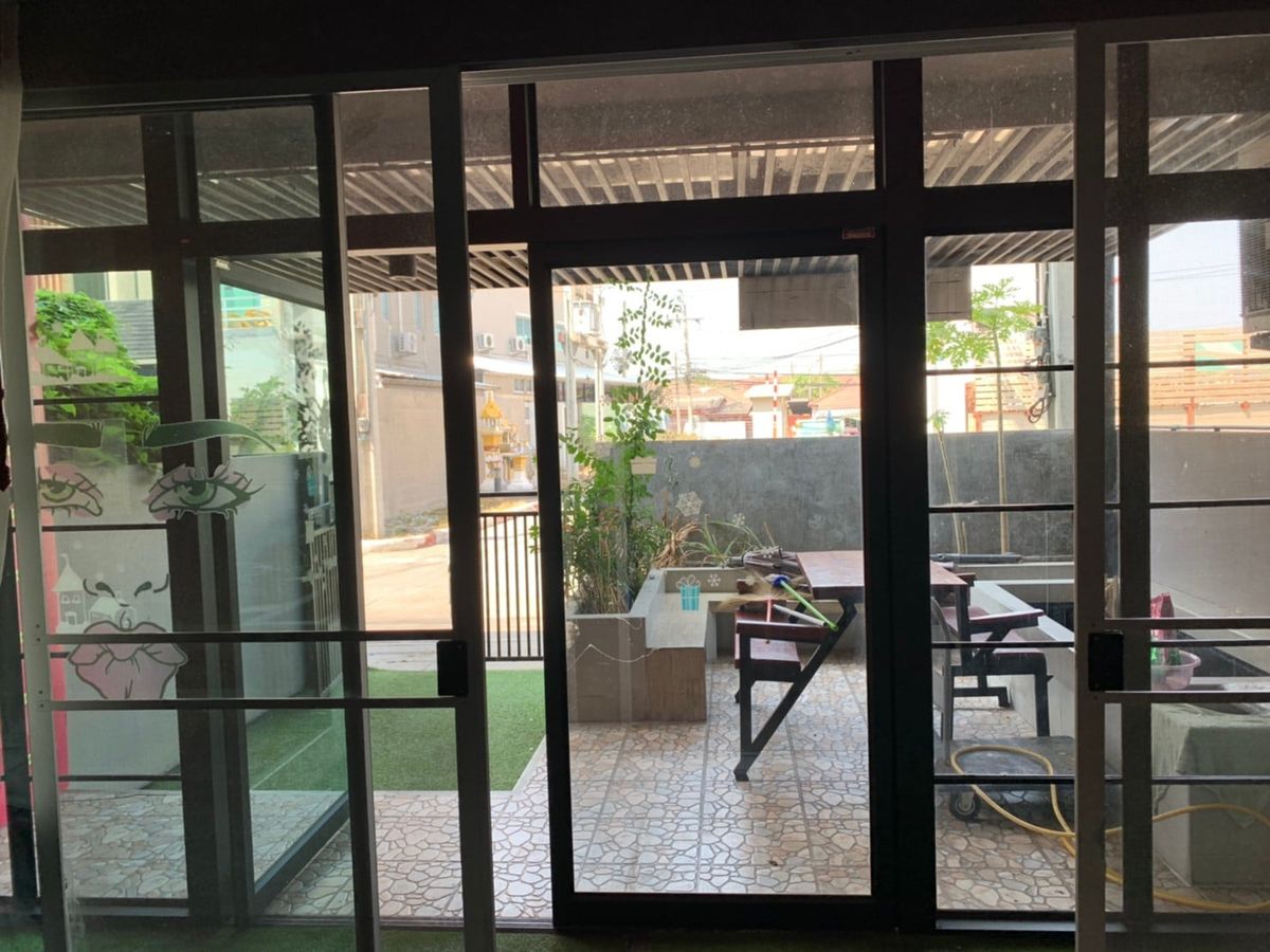 ให้เช่าทาวน์โฮมพระราม 5 ราชพฤกษ์ บางกรวย : ให้เช่าทาวน์โฮม เทมโปทาวน์ รัตนาธิเบศร์ ใกล้ MRT บางรักน้อย-ท่าอิฐ เพียง 2 นาที