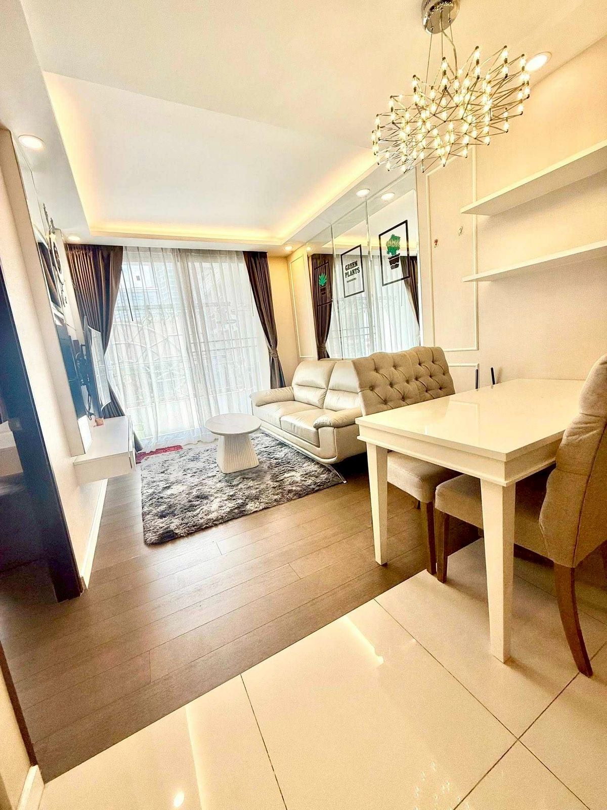 For RentCondoRatchadapisek, Huaikwang, Suttisan : 💎 Rare Unit! Amaranta Residence 💎 Low-rise, peaceful, with bathtub 🛁 Prime location – MRT Huai Khwang just steps away 🚶‍♂️