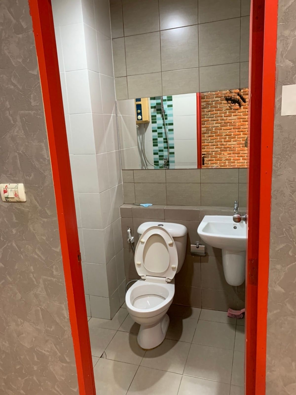 ให้เช่าทาวน์โฮมพระราม 5 ราชพฤกษ์ บางกรวย : ให้เช่าทาวน์โฮม เทมโปทาวน์ รัตนาธิเบศร์ ใกล้ MRT บางรักน้อย-ท่าอิฐ เพียง 2 นาที