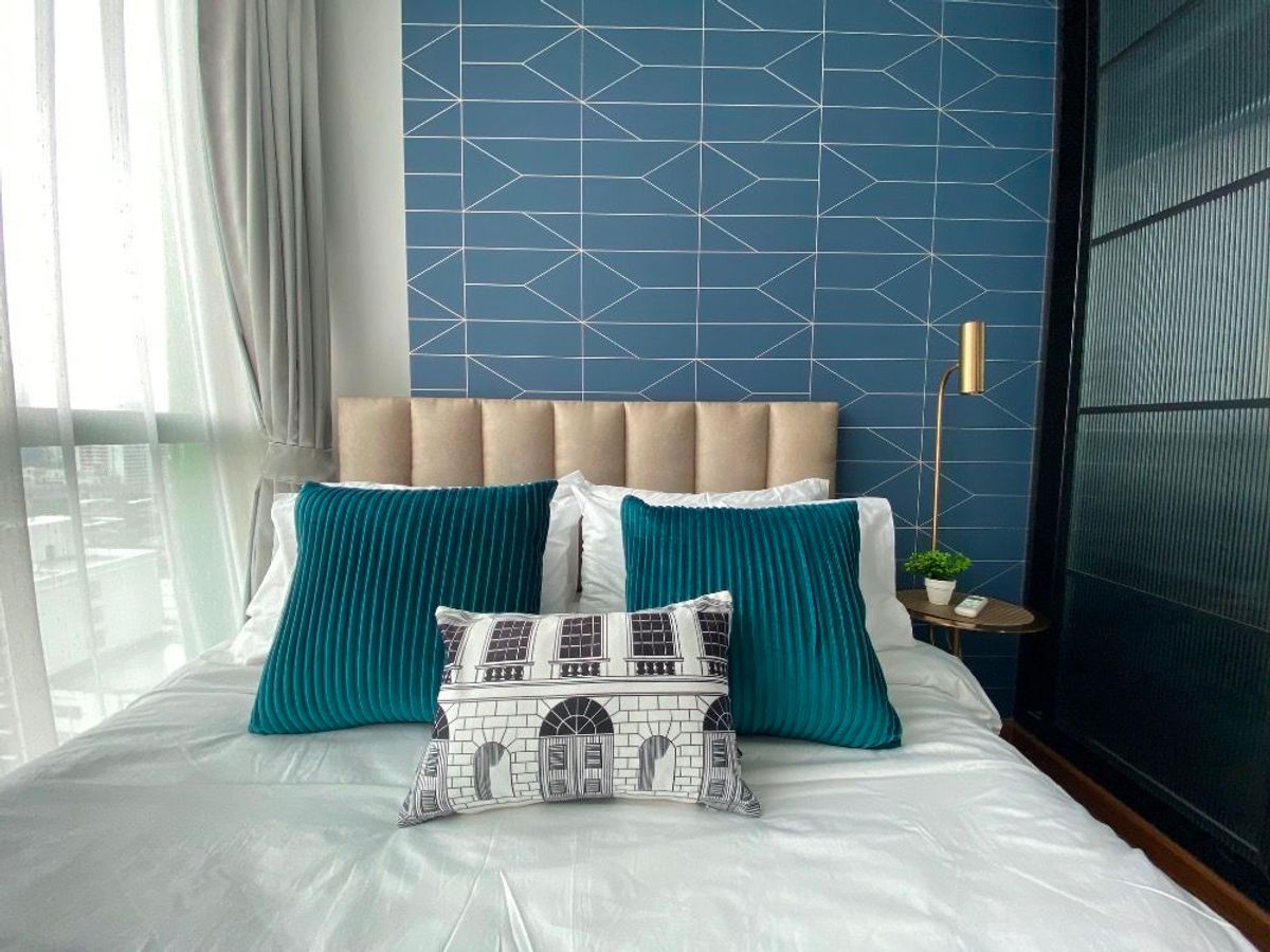 For RentCondoRatchathewi,Phayathai : For Rent! Wish Signature Midtown Siam with Private Lift💖 - High Floor. Beautiful view.