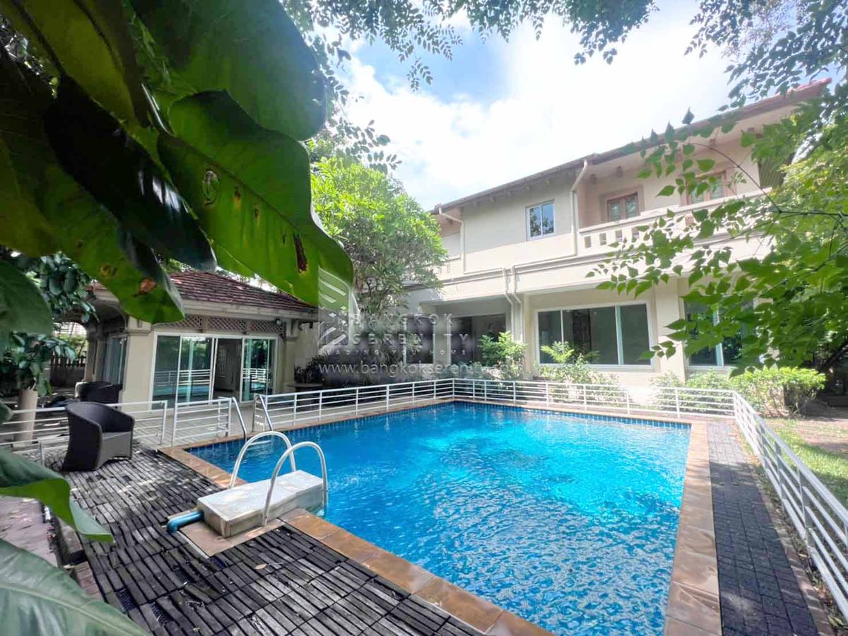 For RentHouseBangna, Bearing, Lasalle : House for RENT AT PRUKPIROM Regent Sukhumvit-lasalle