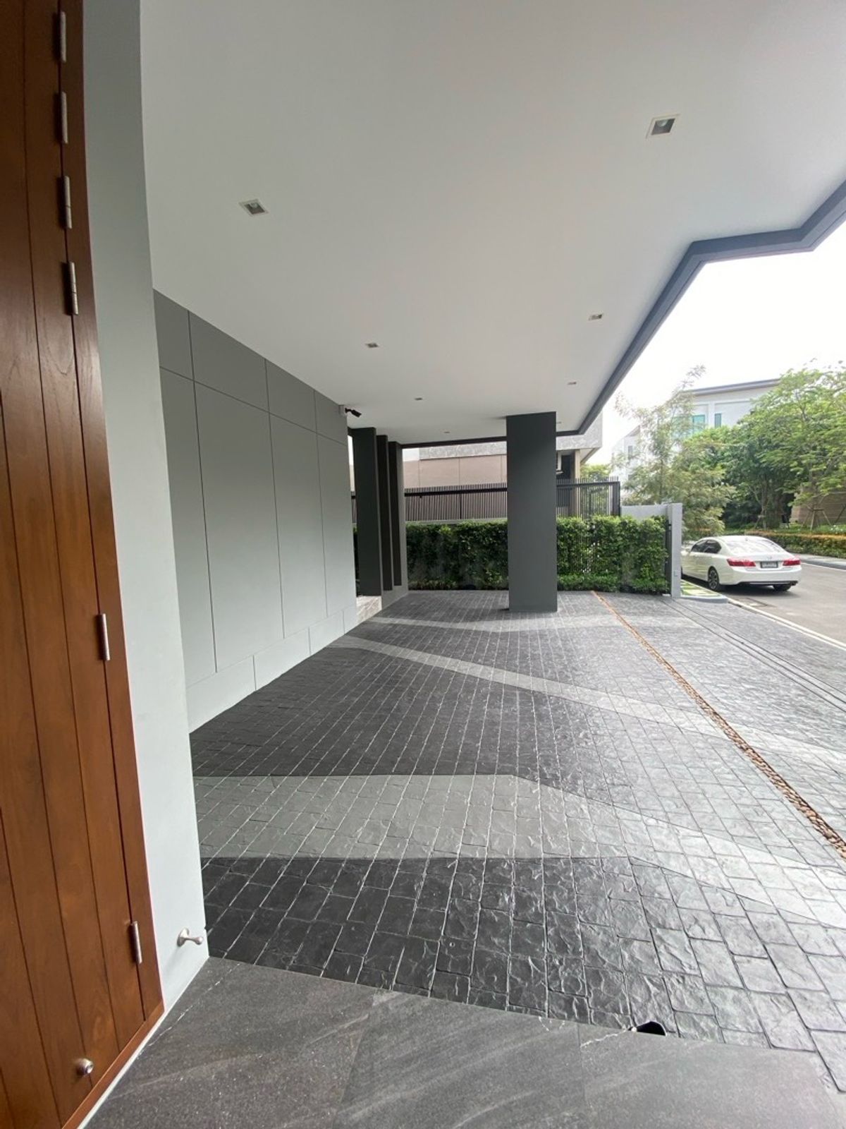 ขายบ้านเกษตร นวมินทร์ ลาดปลาเค้า : ขายบ้านเดี่ยว3ชั้นพร้อมลิฟท์ บ้านหรู ใกล้ถนนเลียบทางด่วนเอกมัย-รามอินทรา,เกษตร-นวมินทร์ พื้นที่ใช้สอย360-660ตรม.