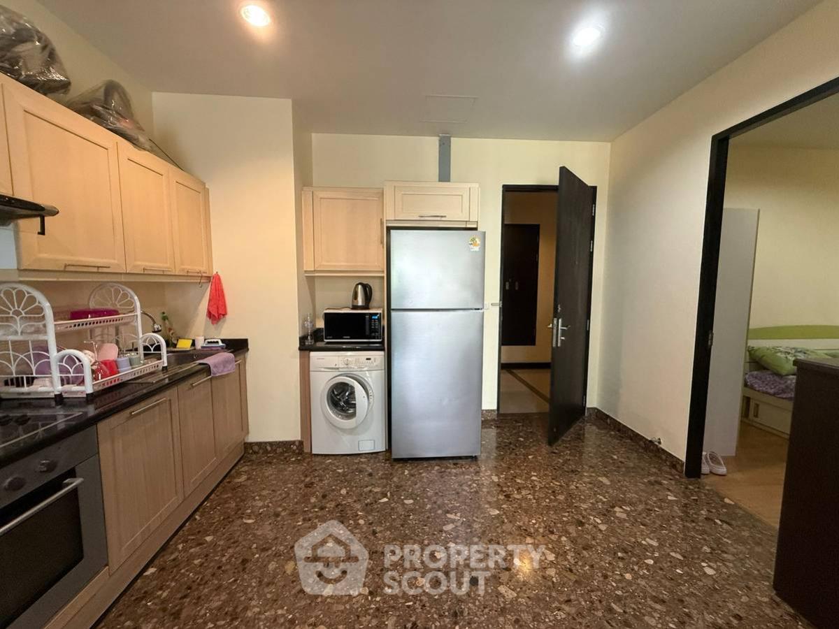 For RentCondoRatchathewi,Phayathai : 2-BR Condo at Baan Klang Krung Siam-Pathumwan Condominium near BTS Ratchathewi