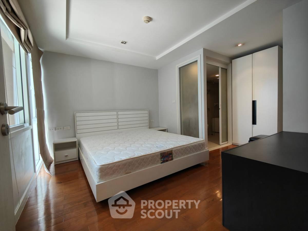 For SaleCondoSukhumvit, Asoke, Thonglor : 2-BR Condo at Le Nice Ekkamai Condominium near BTS Ekkamai