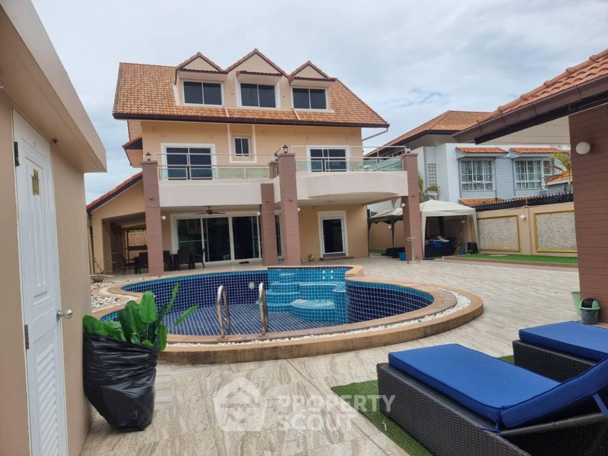 For SaleHouseSriracha Laem Chabang Ban Bueng : 5-BR Villa at Pattaya Lagoon Resort close to Pattaya South
