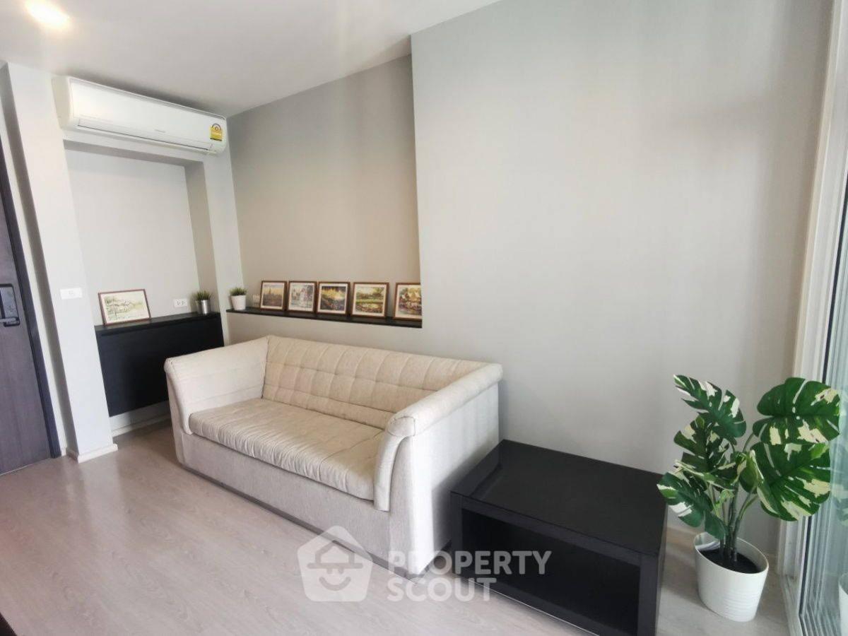 For RentCondoOnnut, Udomsuk : 1-BR Condo at Rhythm Sukhumvit 44/1 near BTS Phra Khanong