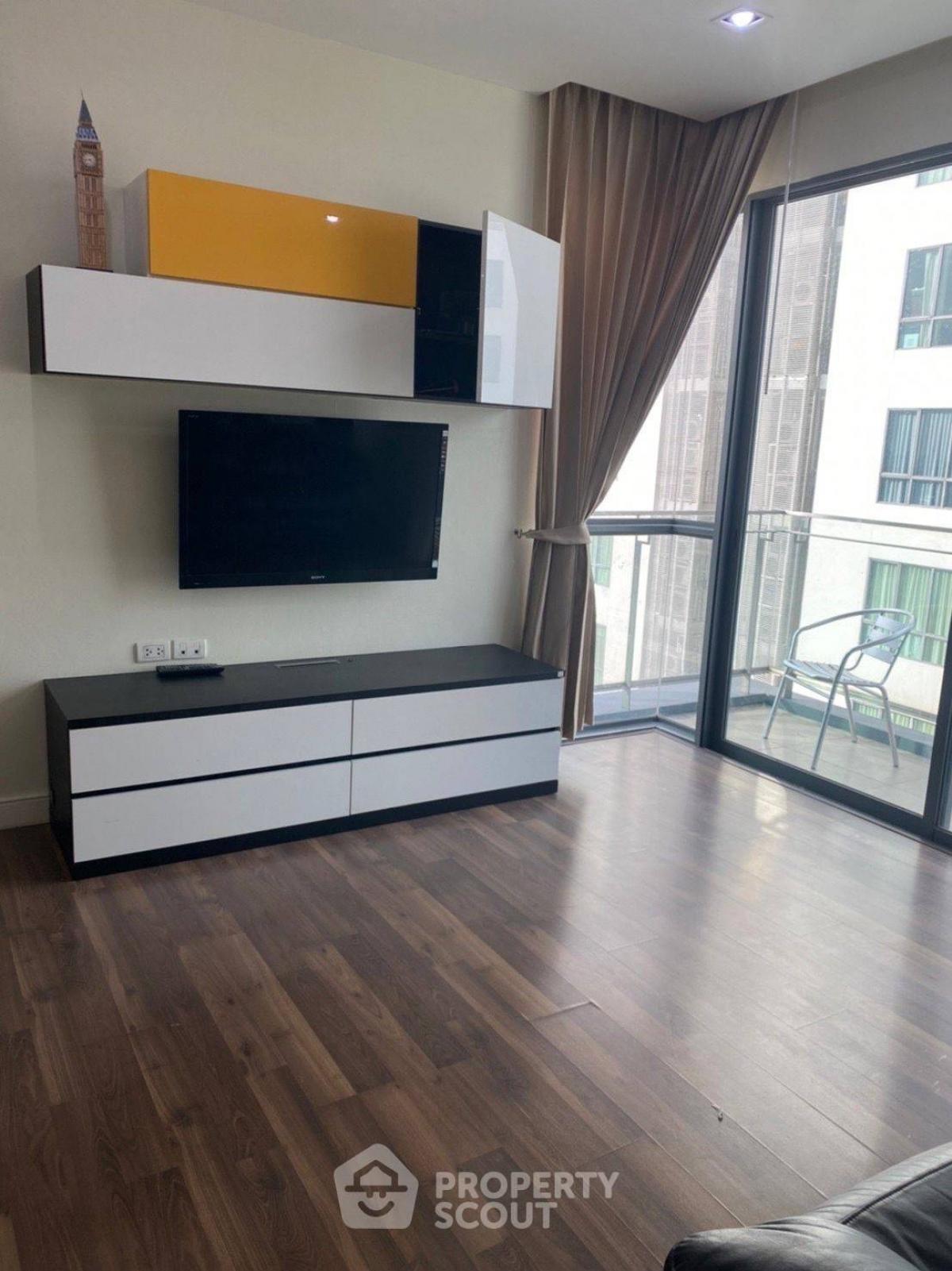 For SaleCondoOnnut, Udomsuk : 2-BR Condo at The Room Sukhumvit 62 near BTS Punnawithi