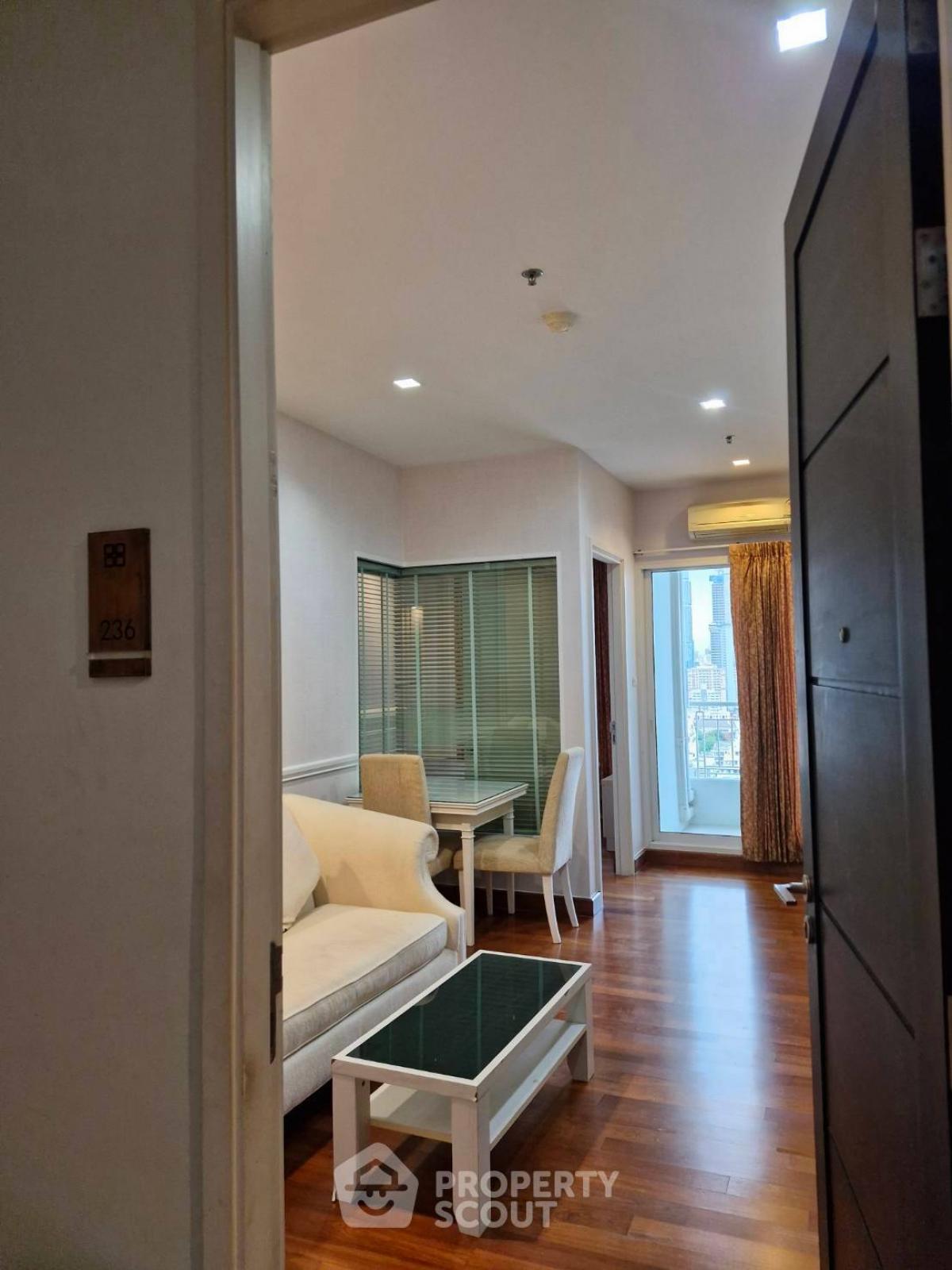 For RentCondoSathorn, Narathiwat : 1-BR Condo at Ivy Sathorn 10 near BTS Saint Louis