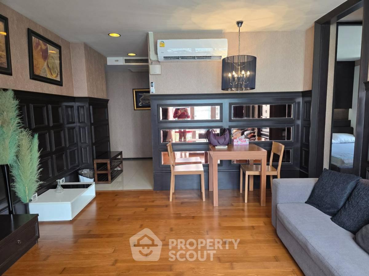 For SaleCondoWitthayu, Chidlom, Langsuan, Ploenchit : 2-BR Condo at The Tempo Ruamrudee Condominium near BTS Phloen Chit