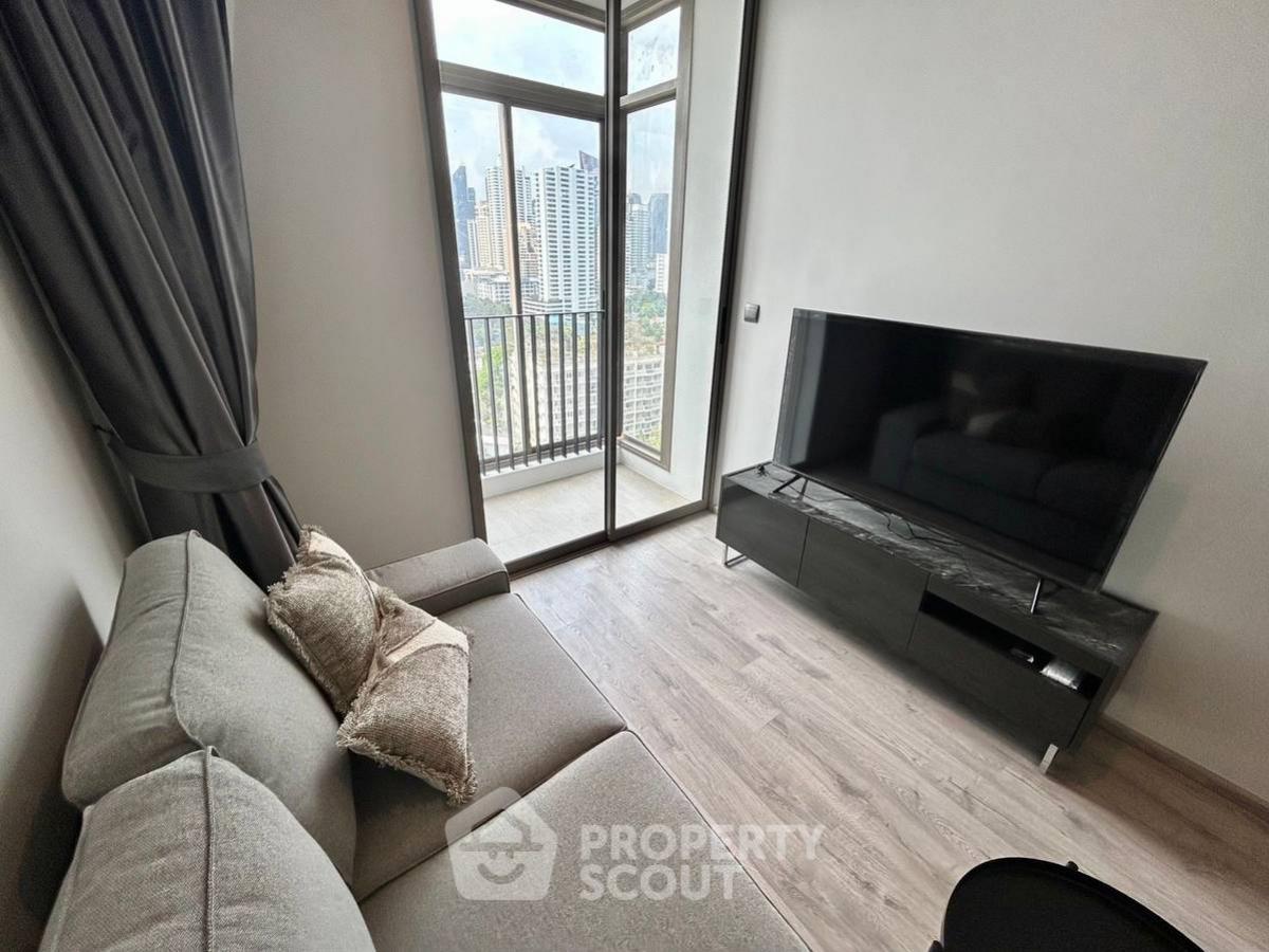 ให้เช่าคอนโดสุขุมวิท อโศก ทองหล่อ : คอนโด 1-ห้องนอน ที่ ริธึ่ม เอกมัย เอสเตท ใกล้ BTS ทองหล่อ