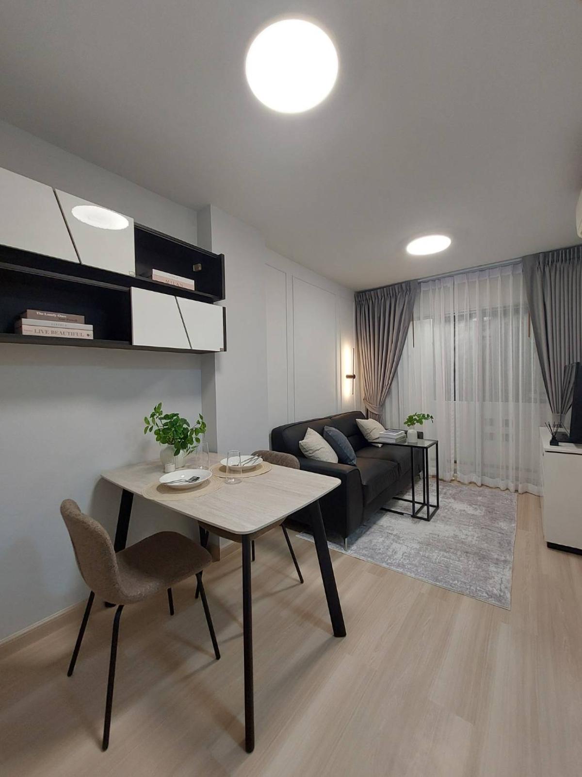 ขายคอนโดมีนบุรี-ร่มเกล้า : 🔥ขาย 🌟ห้องรีโนเวทใหม่ 🧳พร้อมอยู่ 🏢คอนโด อัสสกาญจน์ เพลส รามคำแหง 147/2 29.9 ตร.ม.