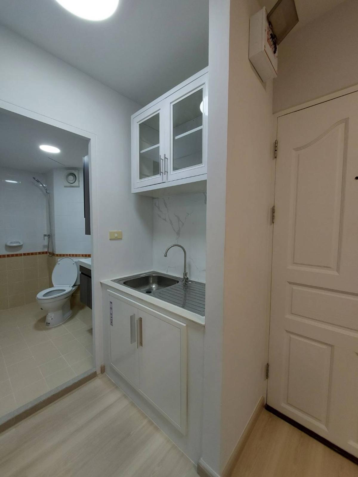 ขายคอนโดมีนบุรี-ร่มเกล้า : 🔥ขาย 🌟ห้องรีโนเวทใหม่ 🧳พร้อมอยู่ 🏢คอนโด อัสสกาญจน์ เพลส รามคำแหง 147/2 29.9 ตร.ม.