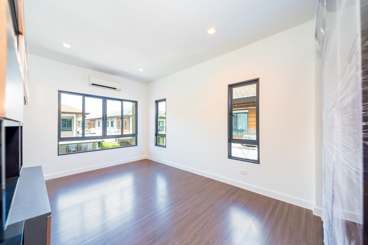 ขายบ้านนวมินทร์ รามอินทรา : บุราสิริ พหลโยธิน - สายไหม บ้านเดี่ยว รีโนเวทใหม่ พร้อมย้ายเข้าอยู่