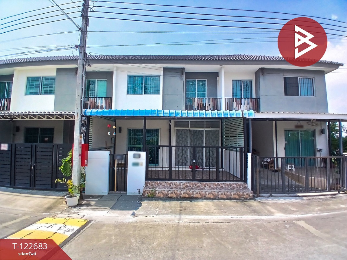 For SaleTownhomeSamut Prakan,Samrong : Townhouse for sale Pruksa Village 104 Sukhumvit-Phraeksa Samut Prakan is ready.