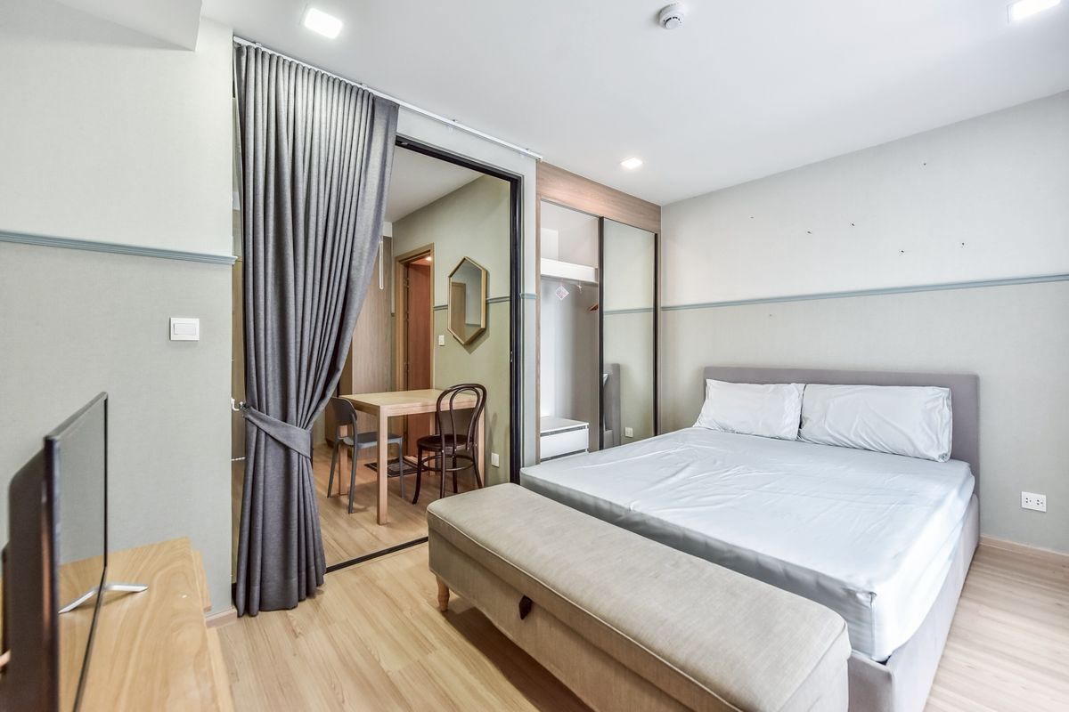 For RentCondoAri,Anusaowaree : 🔥 Urgent rent 🔥 Condo Ma Estro 07 Victory Monument* Near BTS Victory Monument 💰 ONLY 18,000 baht Furniture Ready to stay by koy 082-5536236