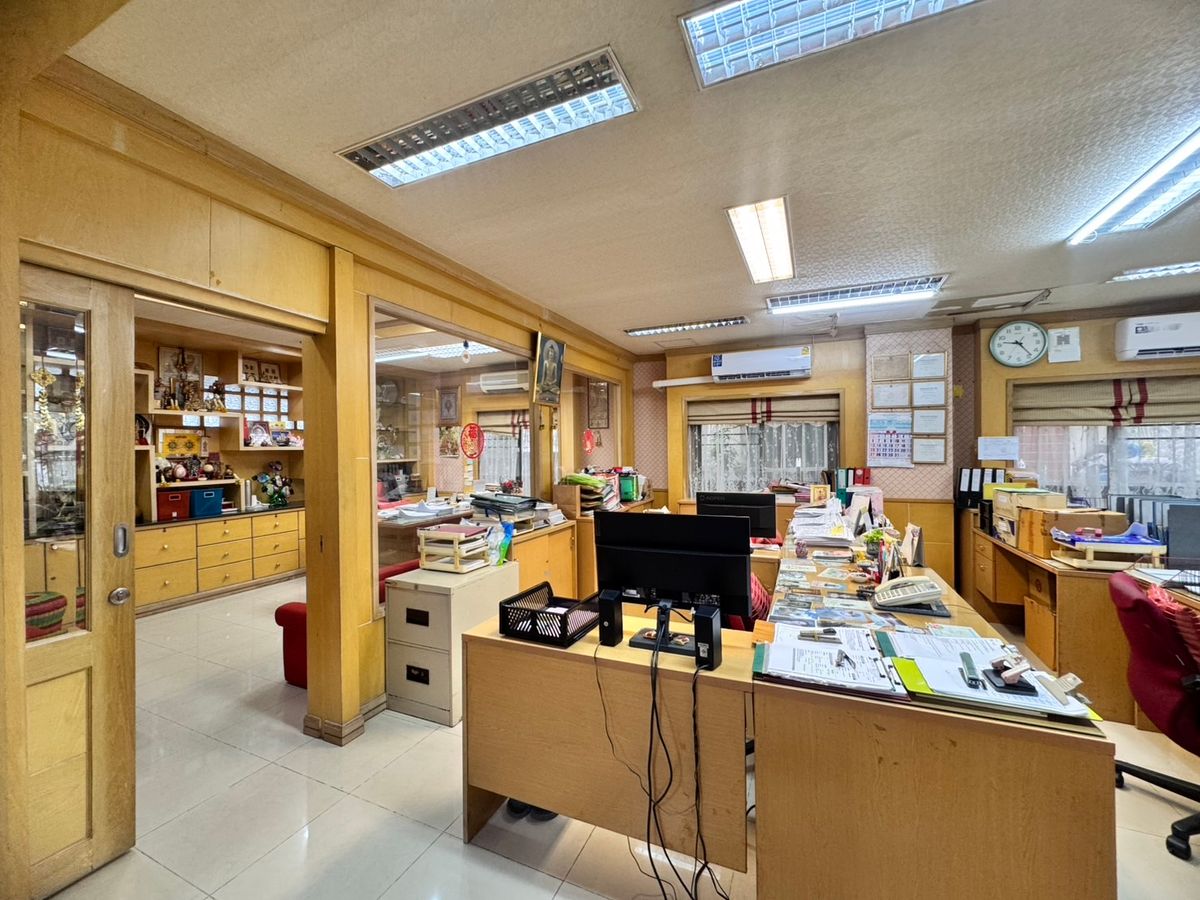 ขายบ้านลาดพร้าว เซ็นทรัลลาดพร้าว : ขายบ้านเดี่ยว 2 ชั้น ในหมู่บ้านรัชดา1 (ซอยลาดพร้าว 80 แยก 24) ใกล้เซ็นทรัลอีสต์วิลล์ (N.1770)