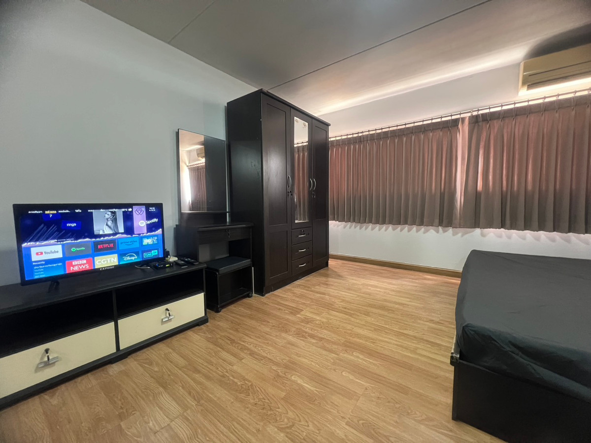 คอนโด ป็อปปูล่า เมืองทอง T5 ชั้น 14 ให้เช่า 3,500 บาท (วิวใน+เฟอร์ครบ) Loading...