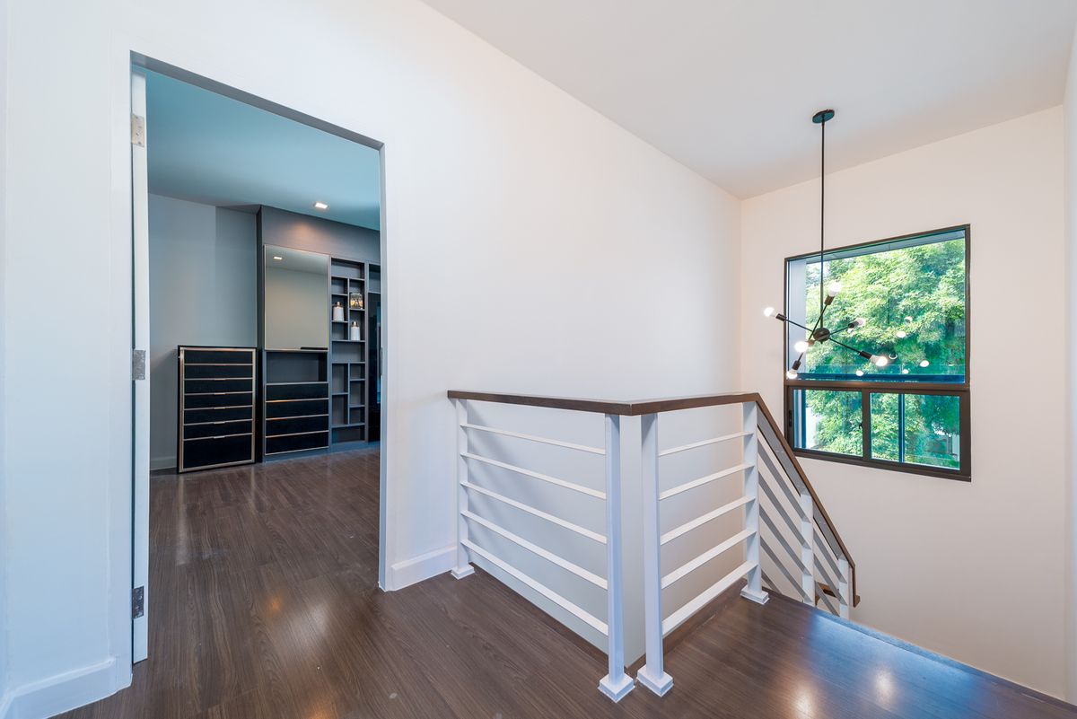 ขายบ้านนวมินทร์ รามอินทรา : บุราสิริ พหลโยธิน - สายไหม บ้านเดี่ยว รีโนเวทใหม่ พร้อมย้ายเข้าอยู่