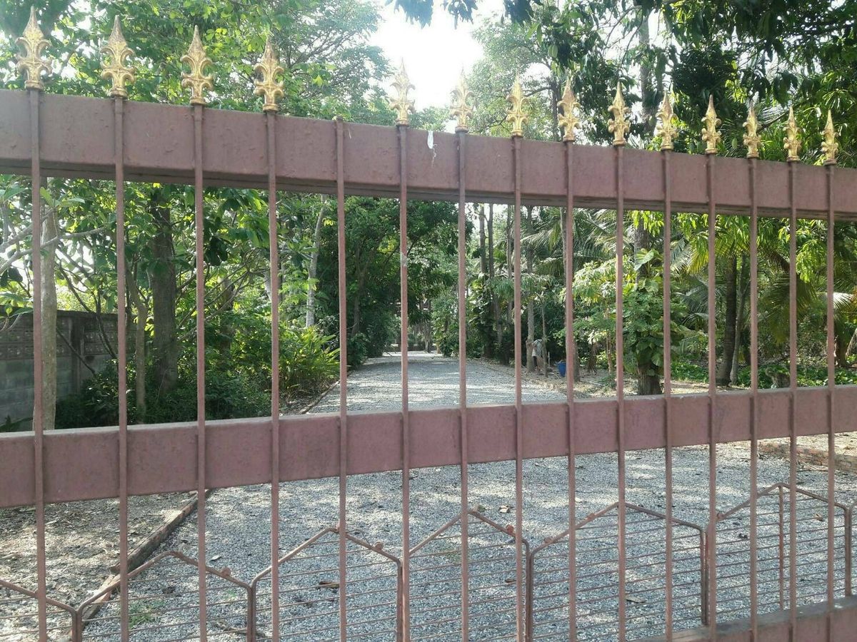 ขายบ้านสุพรรณบุรี : เรือนไทยหมู่ชุดใหญ่ไม้สัก รูปแบบมาตรฐาน ตกแต่งสไตล์รีสอร์ท 