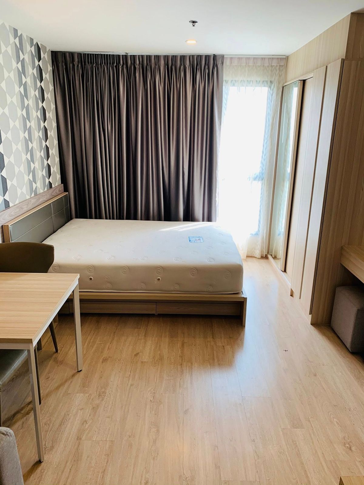 For SaleCondoBangna, Bearing, Lasalle : Condo for sale IDEO O2. Price 2,590,000 baht [JZS250918]
