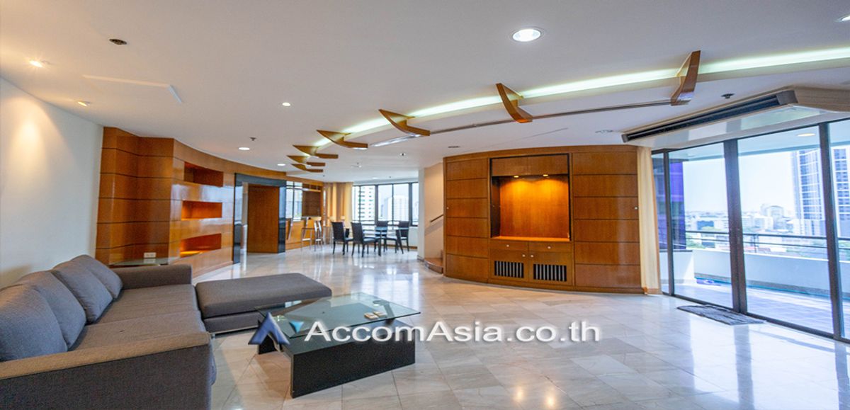 CondoKhlongtoei, Kluaynamthai : 🔼AccomA🔽  Duplex Condo Classic condominium with open city views in Sukhumvit (2038701)