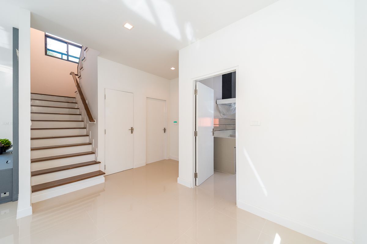 ขายบ้านนวมินทร์ รามอินทรา : บุราสิริ พหลโยธิน - สายไหม บ้านเดี่ยว รีโนเวทใหม่ พร้อมย้ายเข้าอยู่