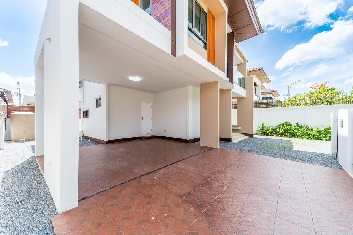 ขายบ้านนวมินทร์ รามอินทรา : บุราสิริ พหลโยธิน - สายไหม บ้านเดี่ยว รีโนเวทใหม่ พร้อมย้ายเข้าอยู่