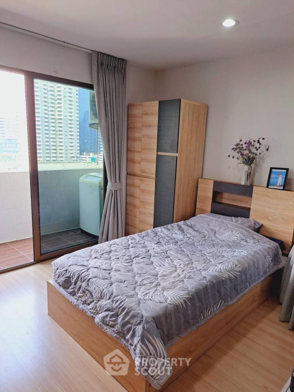 For RentCondoWitthayu, Chidlom, Langsuan, Ploenchit : 2-BR Condo at Happy Park Ploenchit near BTS Phloen Chit