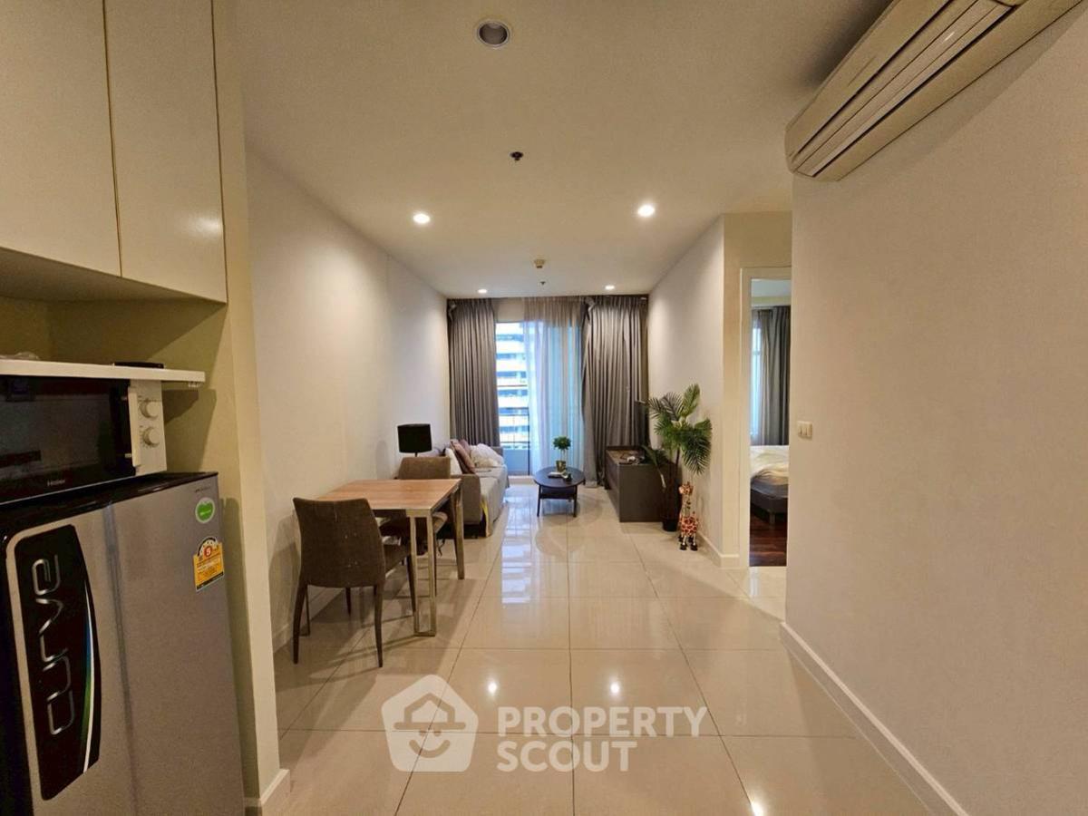 For RentCondoRama9, Petchburi, RCA : 1-BR Condo at Circle Condominium near MRT Phetchaburi