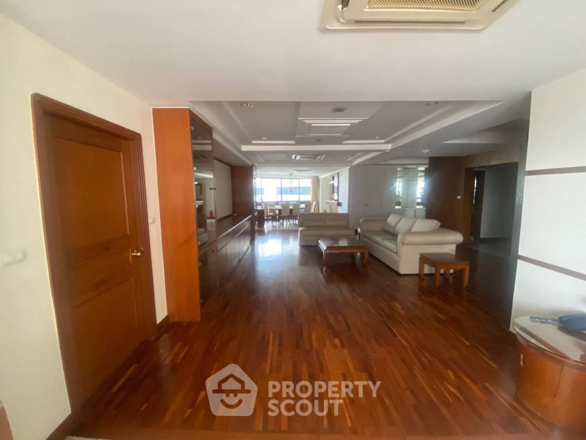 For RentCondoSukhumvit, Asoke, Thonglor : 3-BR Condo at President Park Condominium near MRT Queen Sirikit National Convention Centre