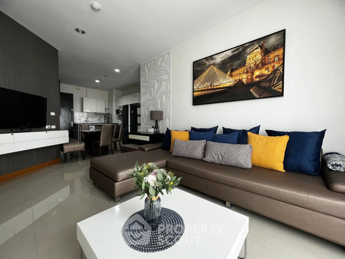 For RentCondoSukhumvit, Asoke, Thonglor : 2-BR Condo at Citi Smart Sukhumvit 18 near BTS Asok