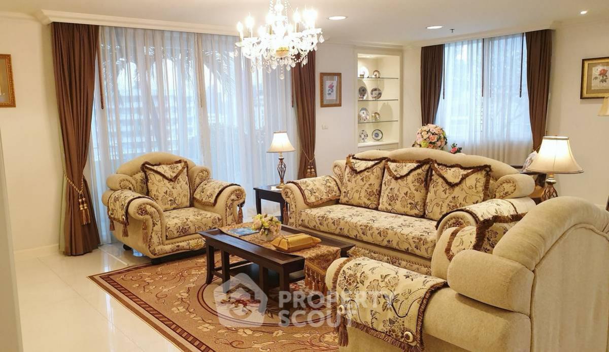 ให้เช่าคอนโดสุขุมวิท อโศก ทองหล่อ : คอนโด 4-ห้องนอน ที่ ปิยะทิพย์ เพลซ ใกล้ BTS พร้อมพงษ์