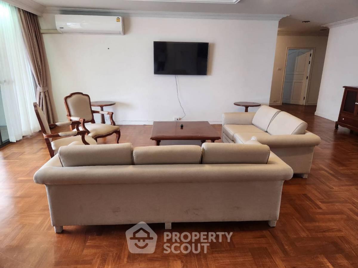 ให้เช่าคอนโดสุขุมวิท อโศก ทองหล่อ : อพาร์ทเมนต์ 4-ห้องนอน ใกล้ BTS พร้อมพงษ์