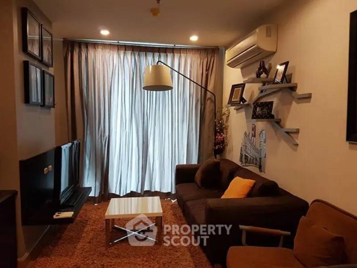 For RentCondoSathorn, Narathiwat : 2-BR Condo at The Complete Narathiwat close to Naradhiwas Rajanagarindra