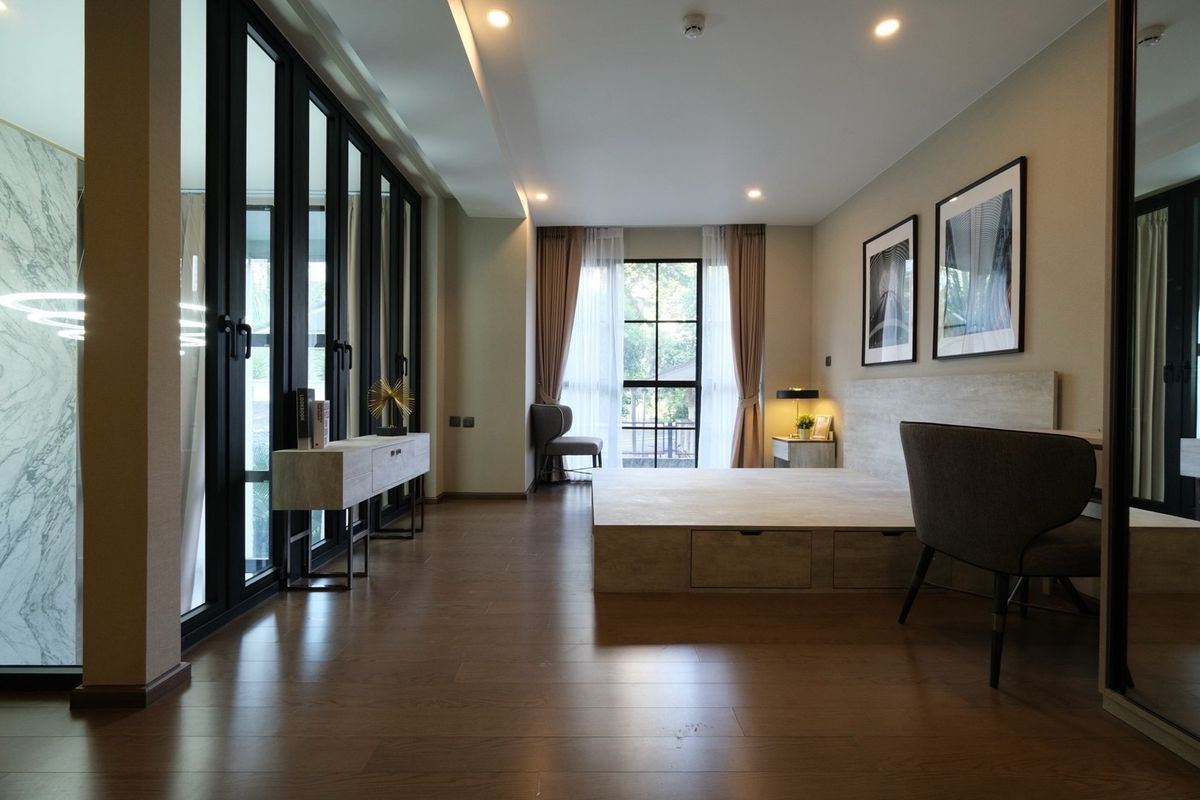 For SaleCondoWitthayu, Chidlom, Langsuan, Ploenchit : 📢👇Rare item! Duplex of 2 beds near Central Chidlom , Central Embassy, Central World, fully furnished, ready to move in