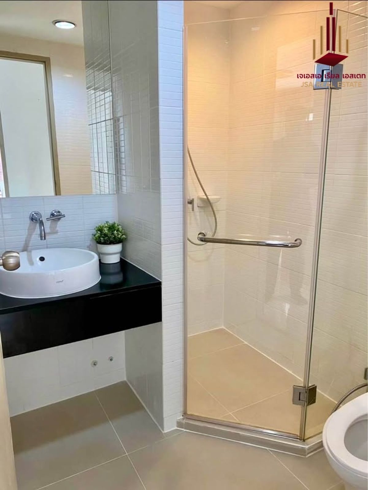 For RentCondoLadprao, Central Ladprao : ✨ For Rent: IDEO LADPRAO 5 Condo ✨ 💰 ONLY 20,000 THB/Month